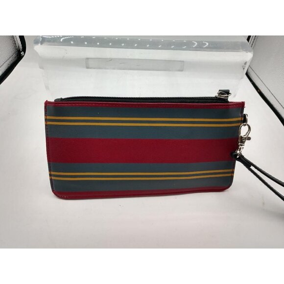 NWOT Harry Potter Hogwarts Gryffindor Red Wallet Wristlet WCard Slots Zippered - Picture 7 of 7